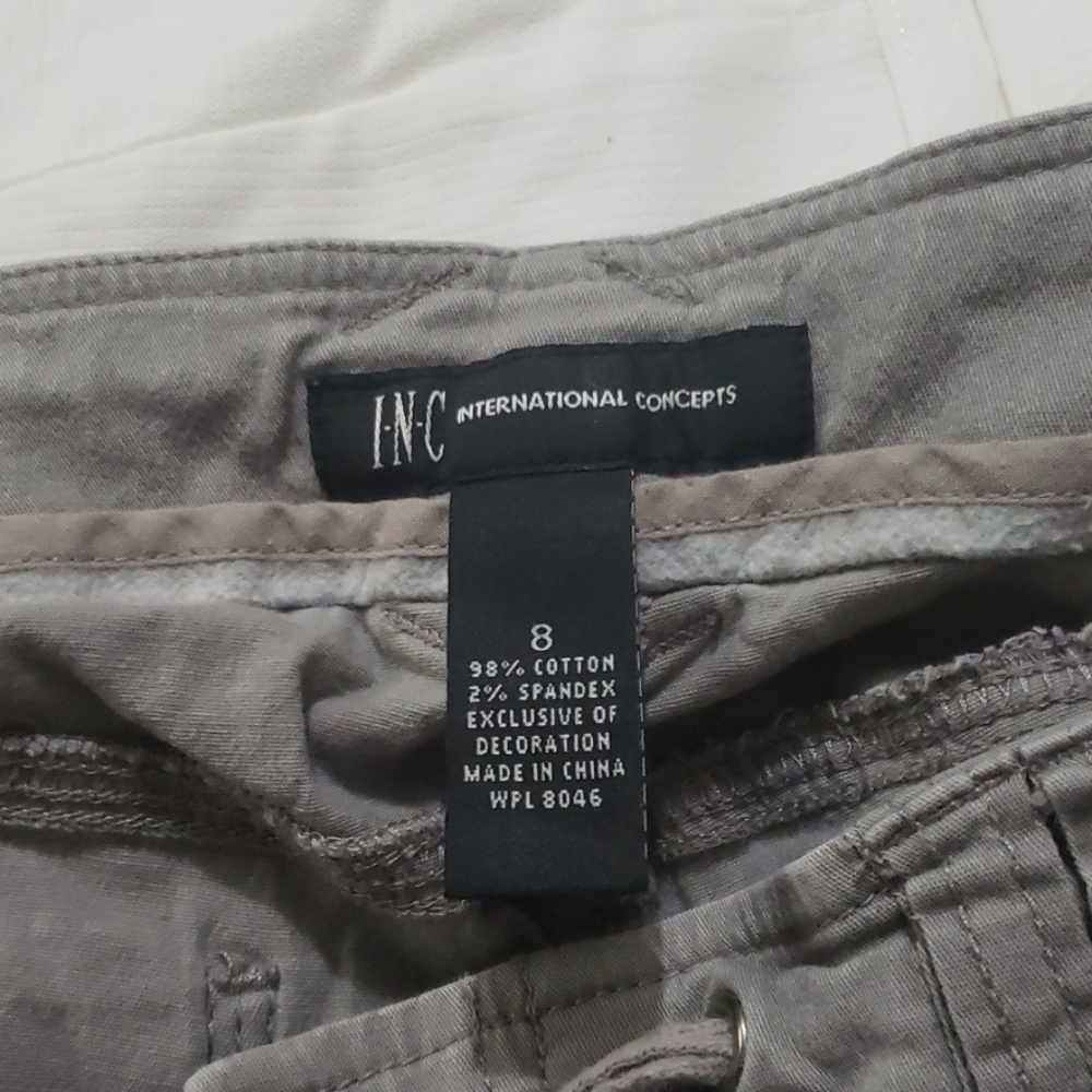 Grey pants - Picture 3 of 3